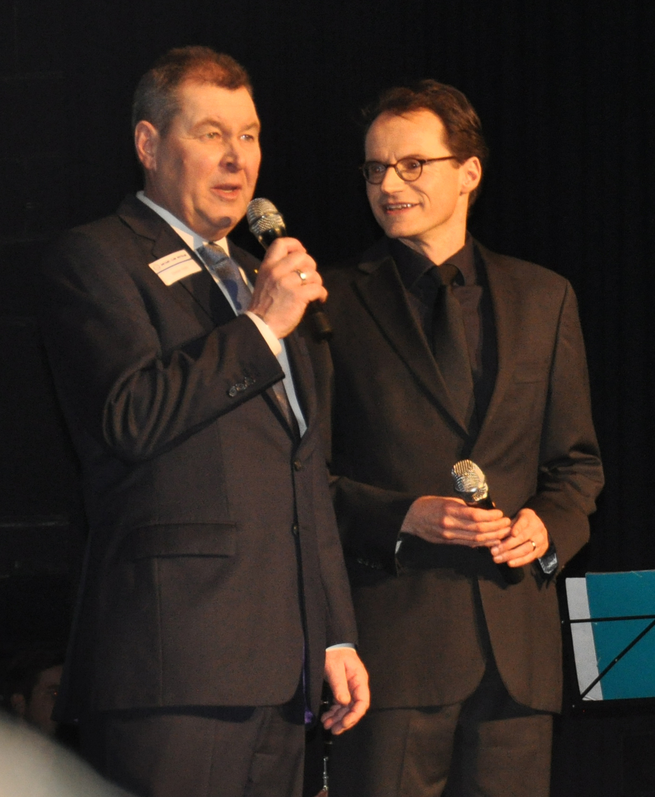 Die Moderatoren Dieter Hohl (links) und Carsten Scherließ