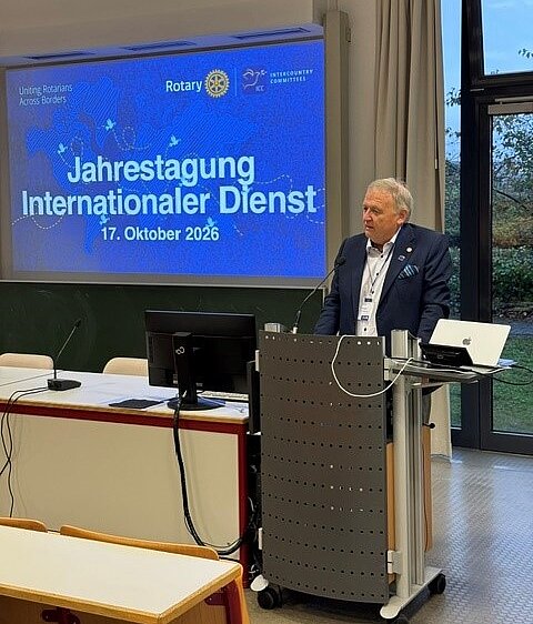 Der Koordinator für die Intercountry Committees Klaus Brodbeck will mehr Austausch initiieren Der Koordinator für die Intercountry Committees Klaus Brodbeck will mehr Austausch initiieren
