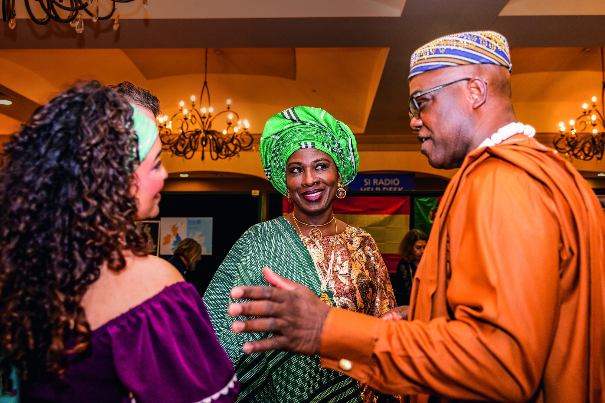 Zusammen mit seiner Frau Precy Babalola beim Kulturabend der Rotary International Assembly