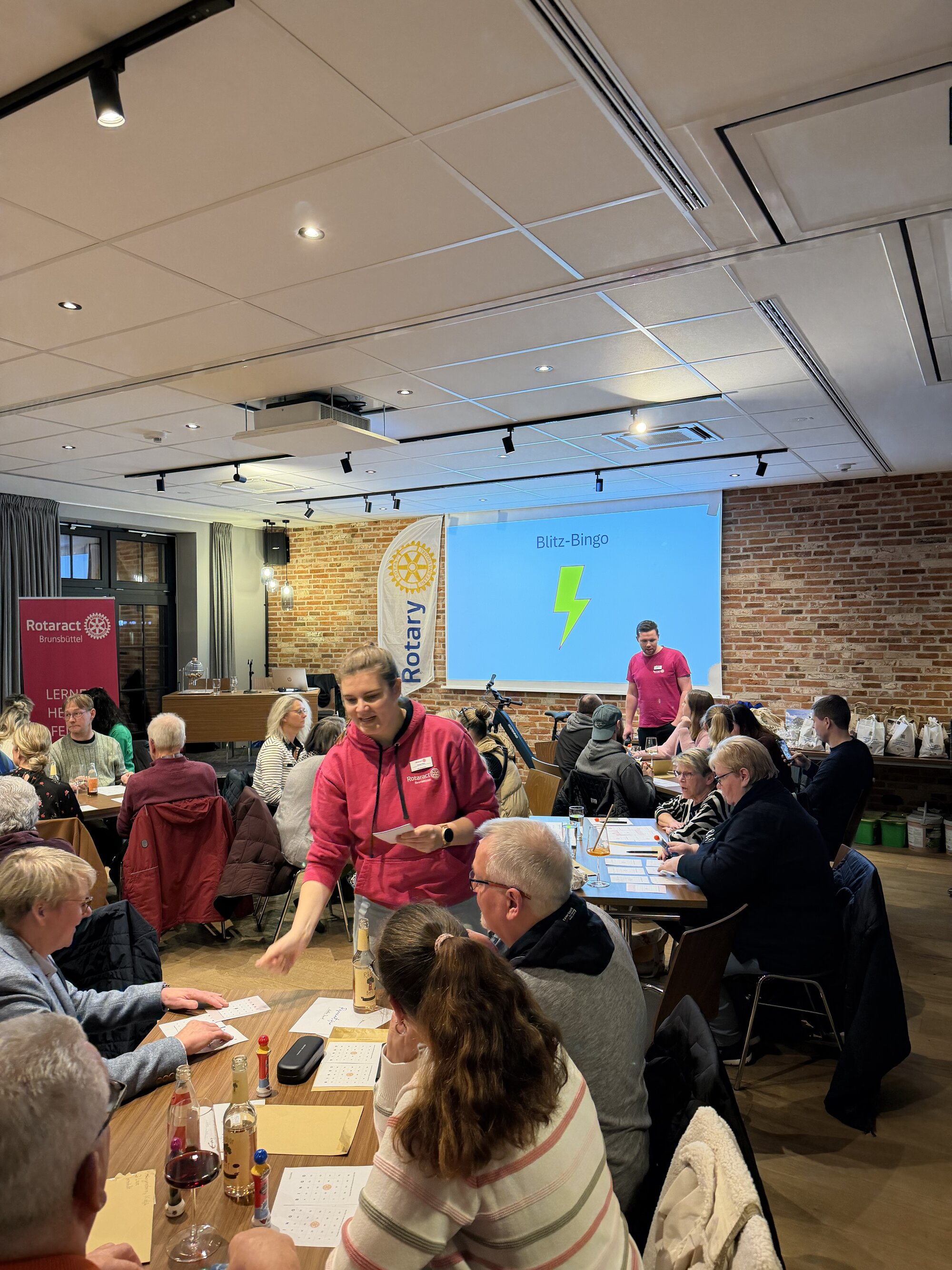 Insgesamt 120 Bingo-Gäste kamen ins River Loft Hotel Brunsbüttel 