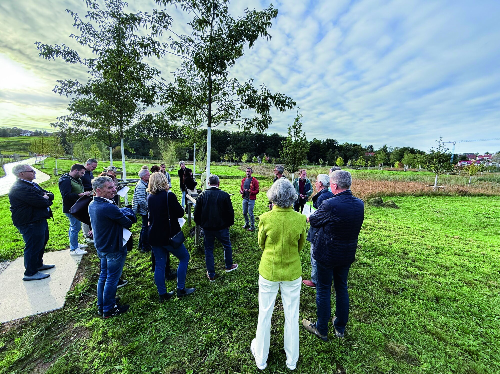 Mitglieder der Serviceclubs besuchen das LGS-Gelände