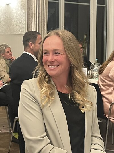 Dressur-Europameisterin Katharina Hemmer ist Schirmherrin des neuen Clubs Dressur-Europameisterin Katharina Hemmer ist Schirmherrin des neuen Clubs