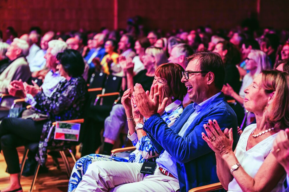  …dessen Konzerte, wie jenes unter Dirigentin Yi-Chen Lin (oben), vom  Publikum gefeiert werden