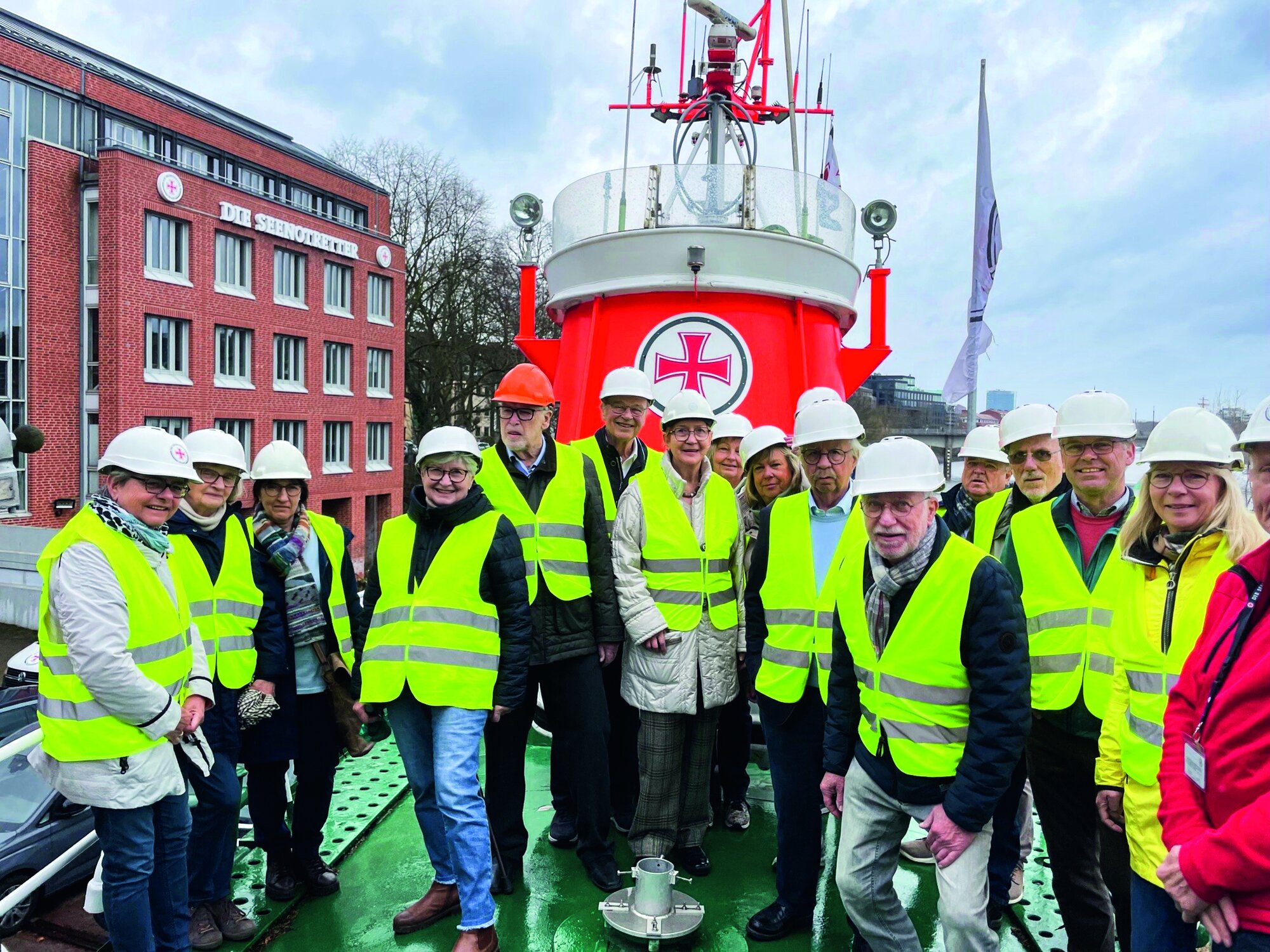 Im Hafen von Bremen bei den Seenotrettern