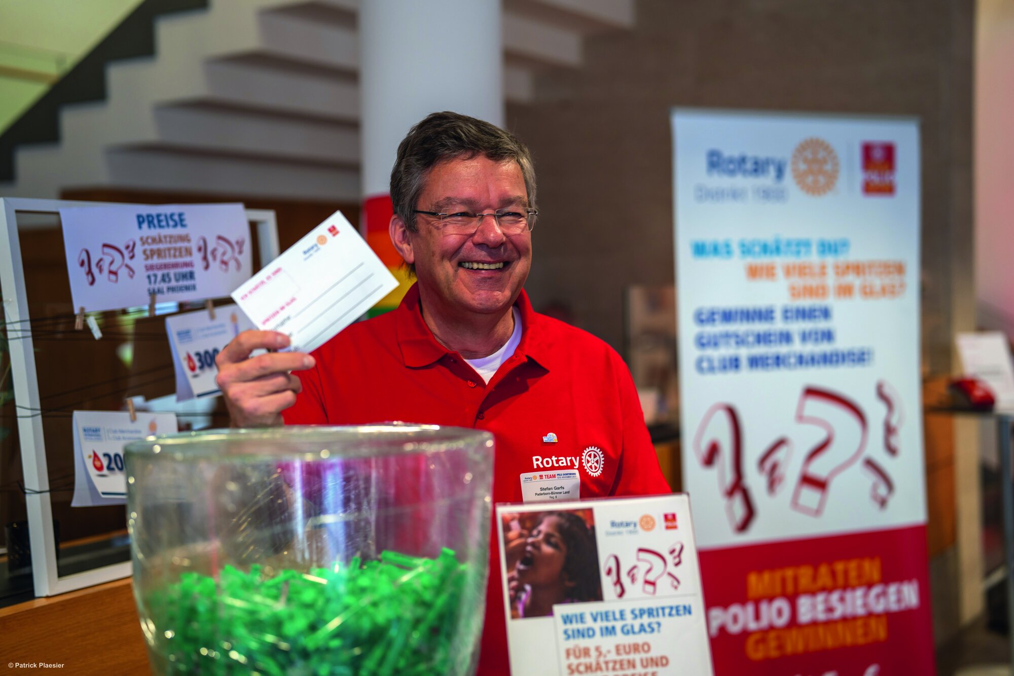 Spritzen schätzen und einen Gutschein von Club Merchandise gewinnen Spritzen schätzen und einen Gutschein von Club Merchandise gewinnen