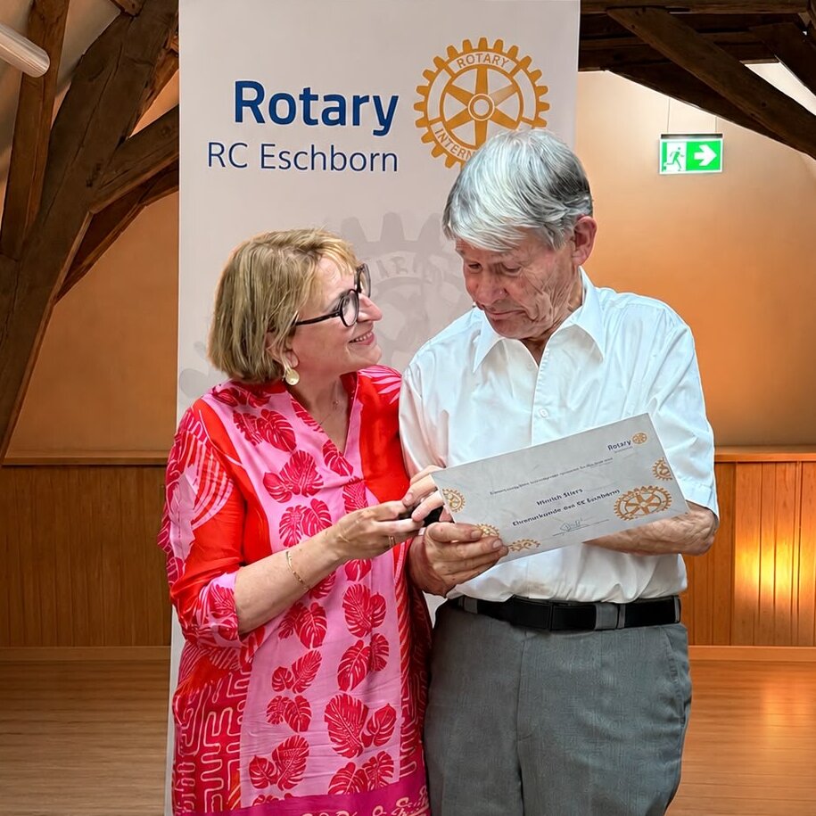 Hinrich Eylers mit Präsidentin Angela Böhm Hinrich Eylers mit Präsidentin Angela Böhm