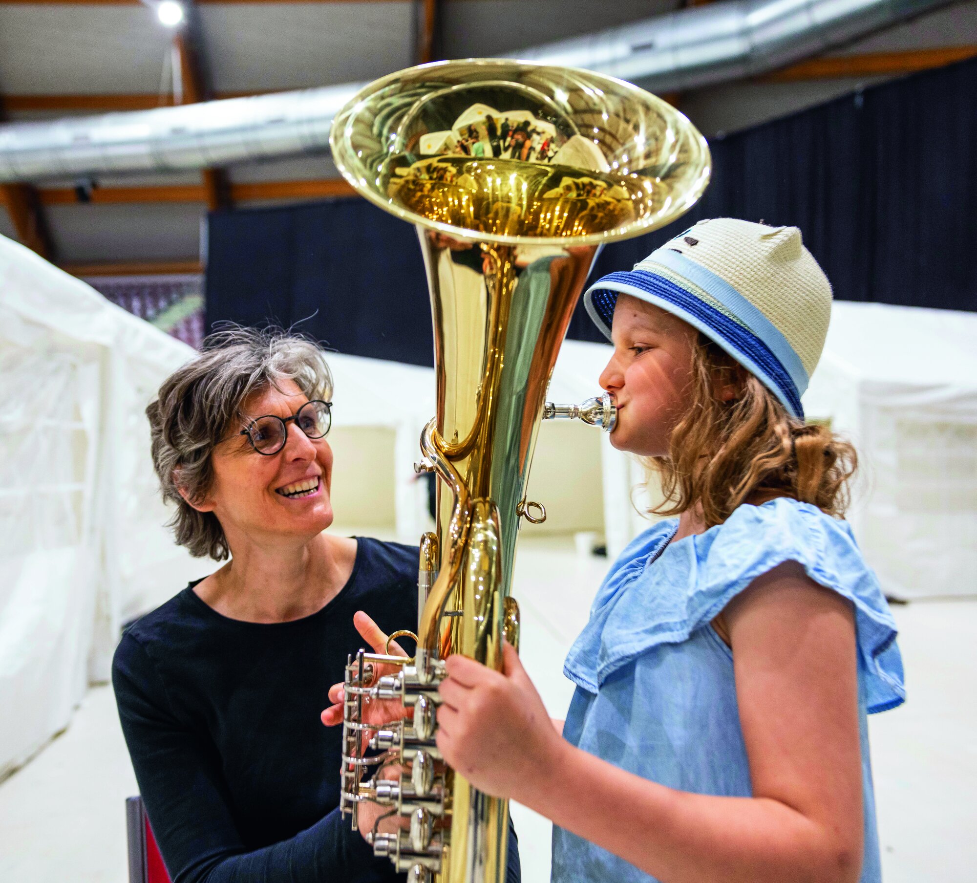Die Arbeit mit dem Nachwuchs bereitet ihr genauso große Freude wie das Dirigieren der Philharmonie