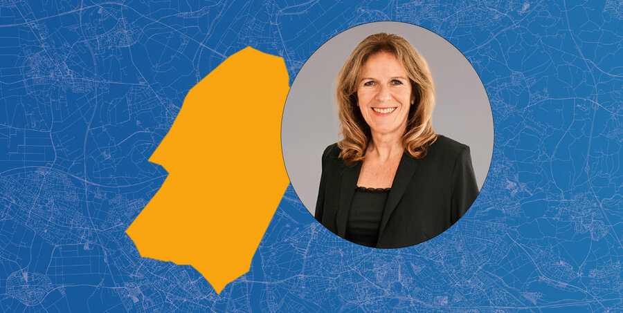 Gisela Falk, Governor im Distrikt 1820