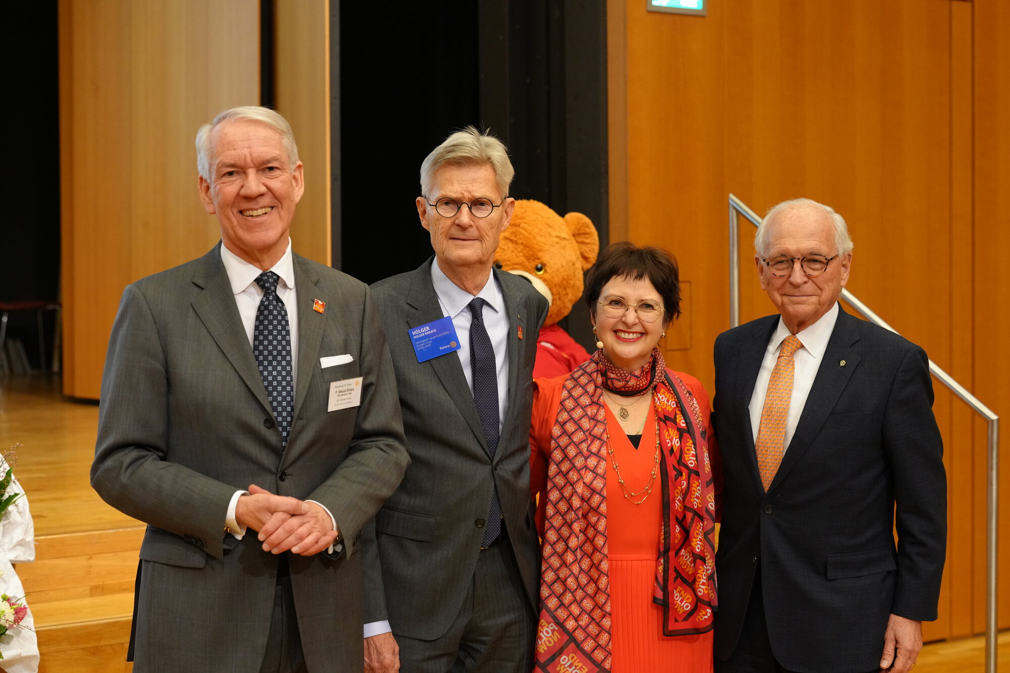 Freuen sich über eine gelungene Veranstaltung (v.l.): Nikolai Ehlers, Holger Knaack, Christine Büring und Wolgang Ischinger Freuen sich über eine gelungene Veranstaltung (v.l.): Nikolai Ehlers, Holger Knaack, Christine Büring und Wolgang Ischinger