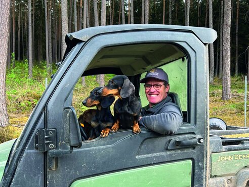 Carl Graf zu Eltz (RC Schwandorf) ist Schlossherr von Schloss Wolfring in der Oberpfalz in Bayern (Fensterbach). Der Naturliebhaber und Ökolandwirt ist Vertreter der Elite, denkt aber inklusiv und versteht Elite als Dienst, nicht als Status.
