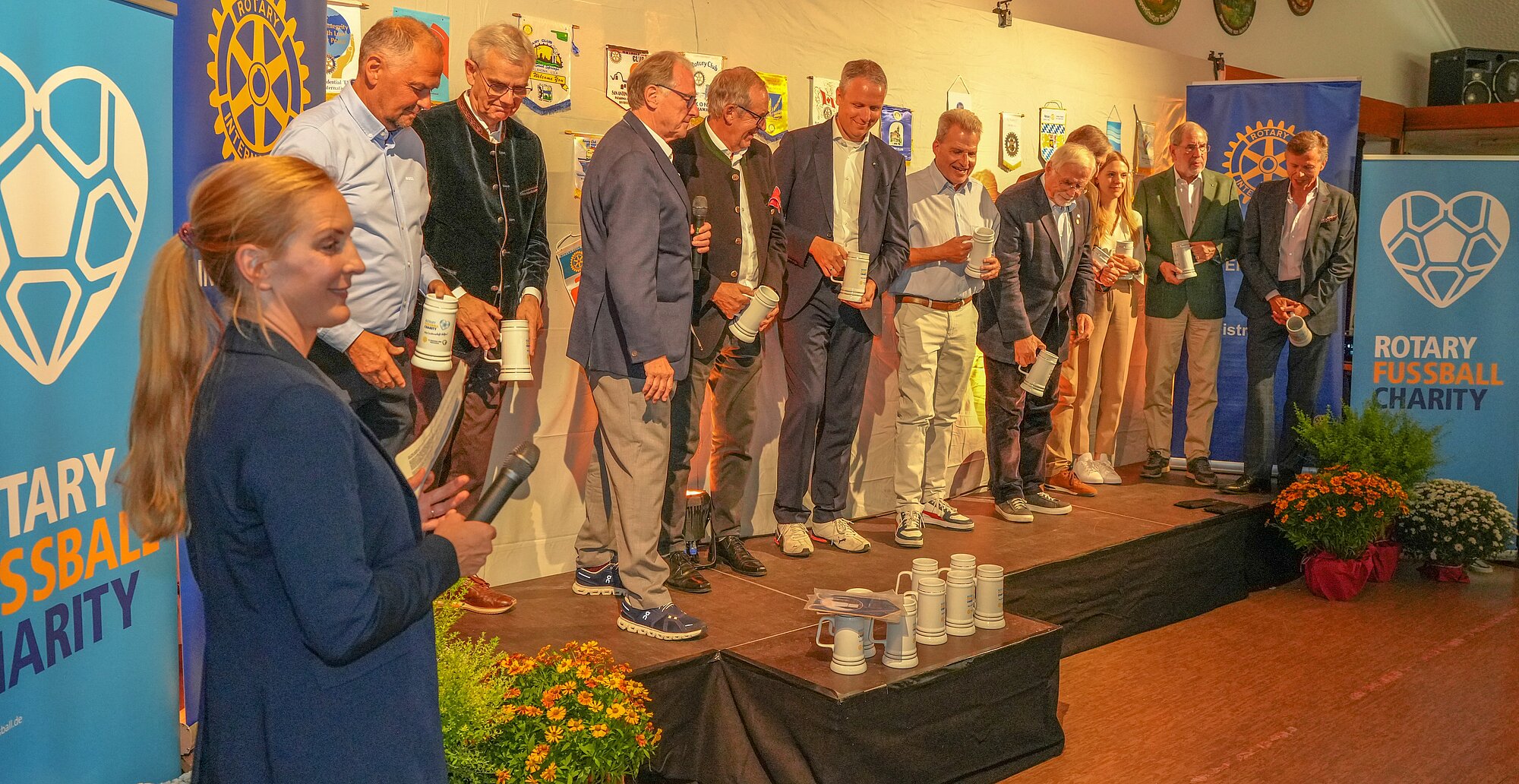 Ein Großteil des Teams der Charity: