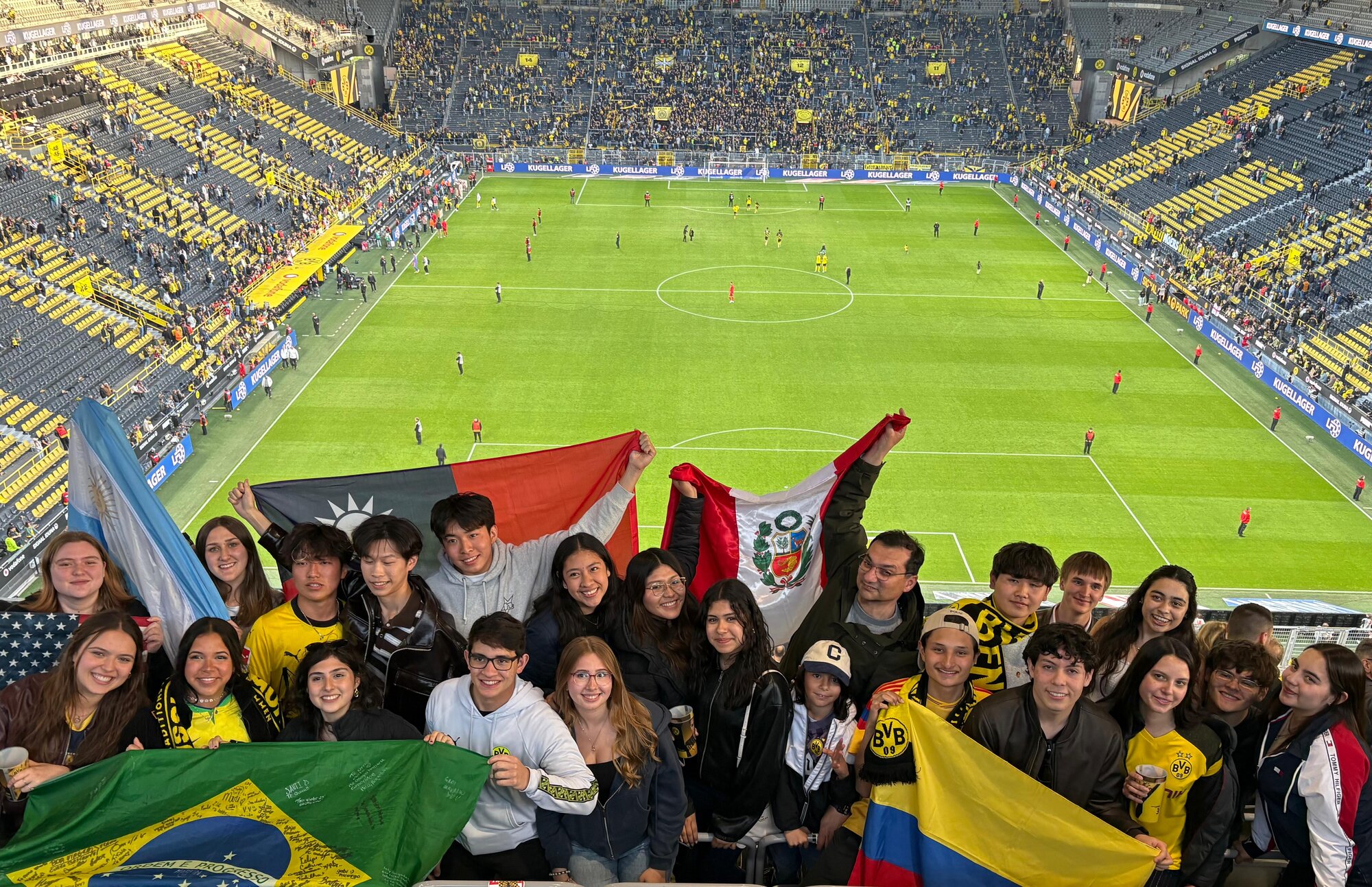 Inbounds aus dem Distrikt 1870 erlebten nicht nur die einmalige Atmosphäre im Signal-Iduna-Park, sondern auch ­einen ungefähr­deten 4:0-Sieg der Hausherren