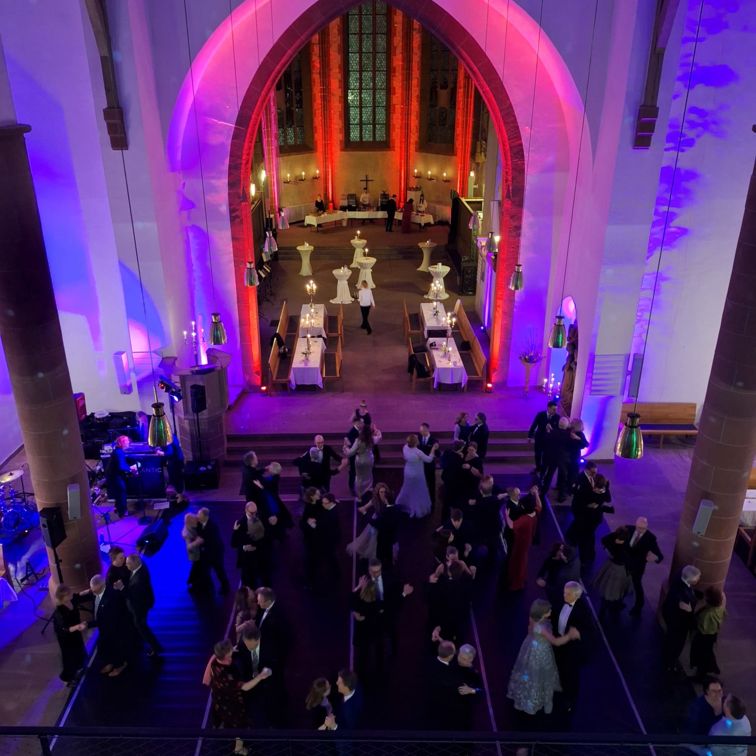 2024, hanau, tanz, kirche, marienkirche, benefizball