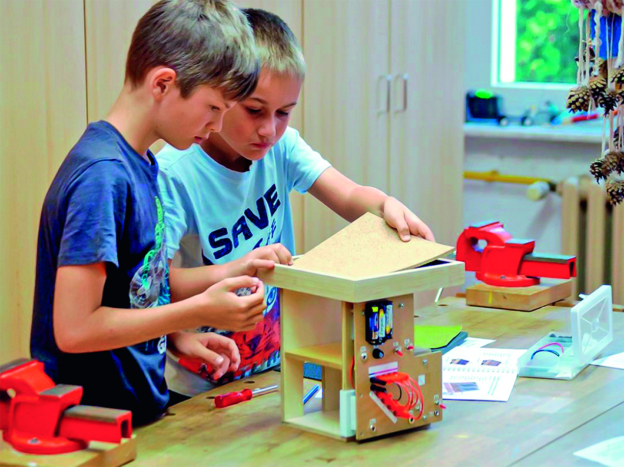 2025, zur nachahmung empfohlen