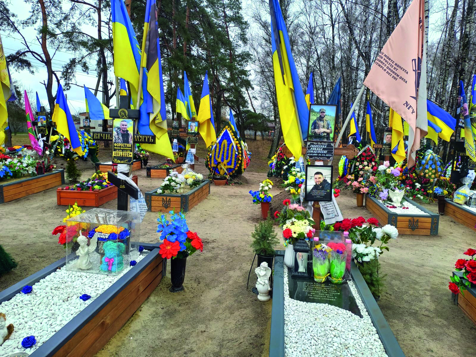 2025, d1910, Ukraine-Hilfe unter Bomben