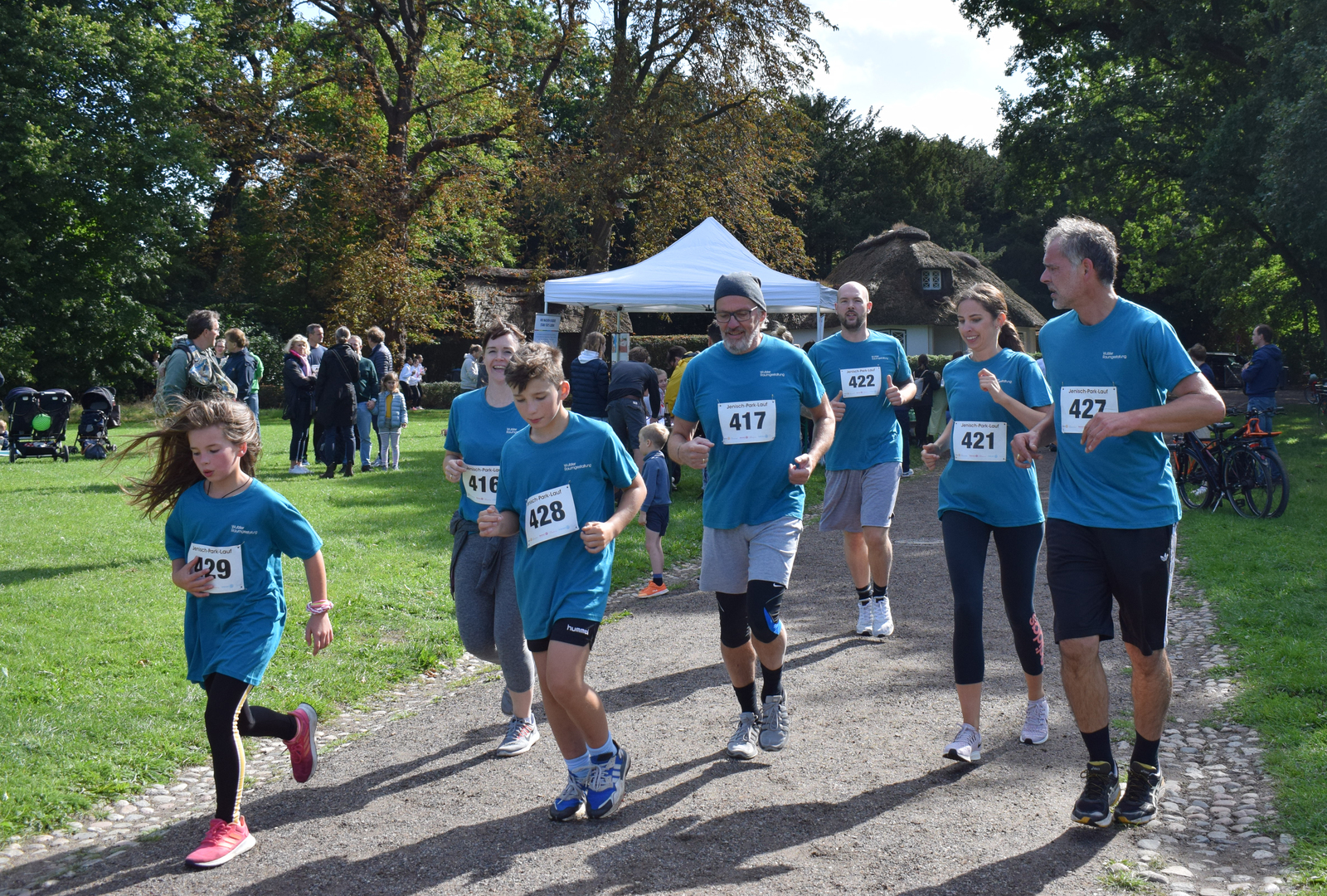 2020, benefizlauf, jenischpark, lauf, spenden, sponsoren, teams, arche, wutzler raumgestaltung