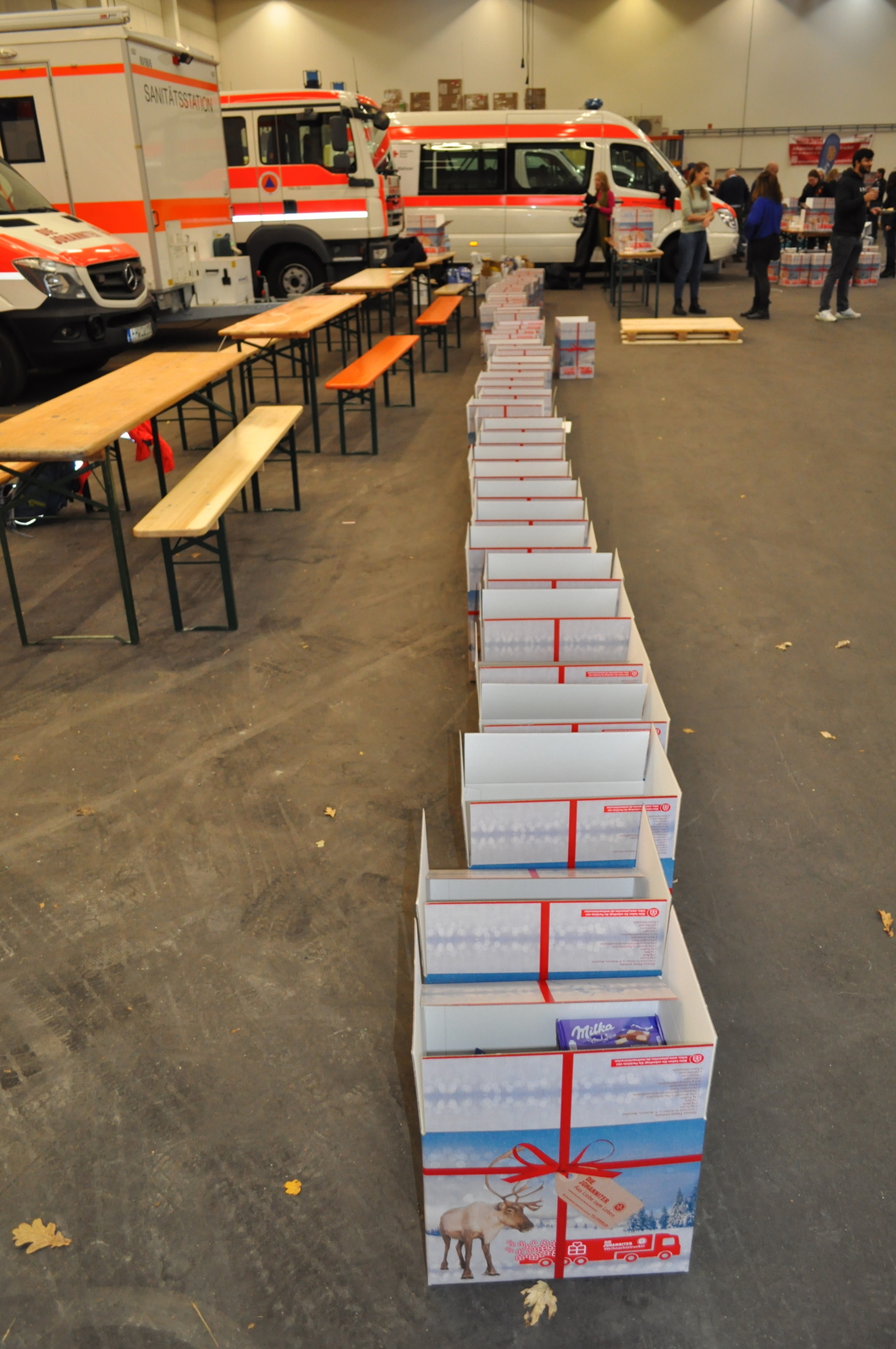 2021, weihnachtstrucker, paket, päckchen, weihnachten, xmas, governor, packen