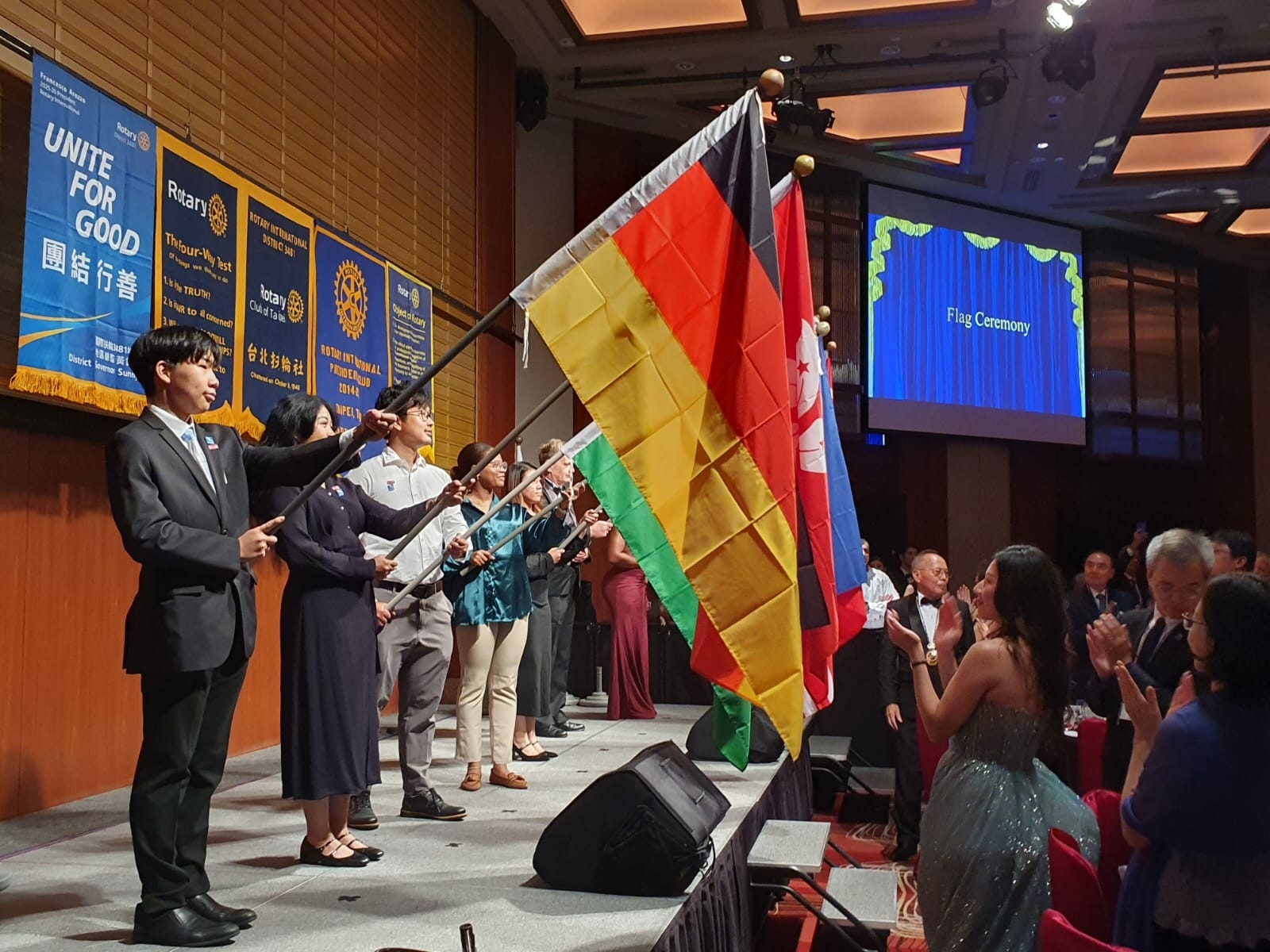 Taipeh, Charterfeier