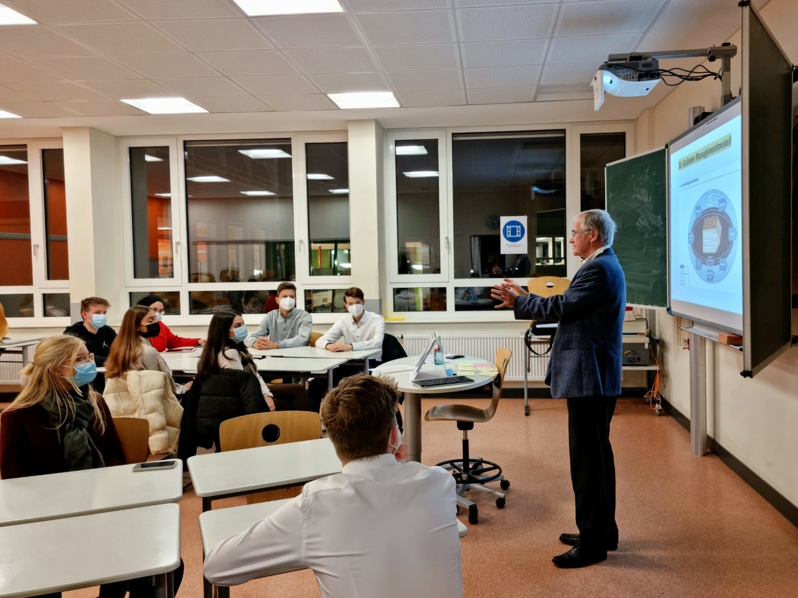 2021, berufsinformationstag, thomas Henze, hanau