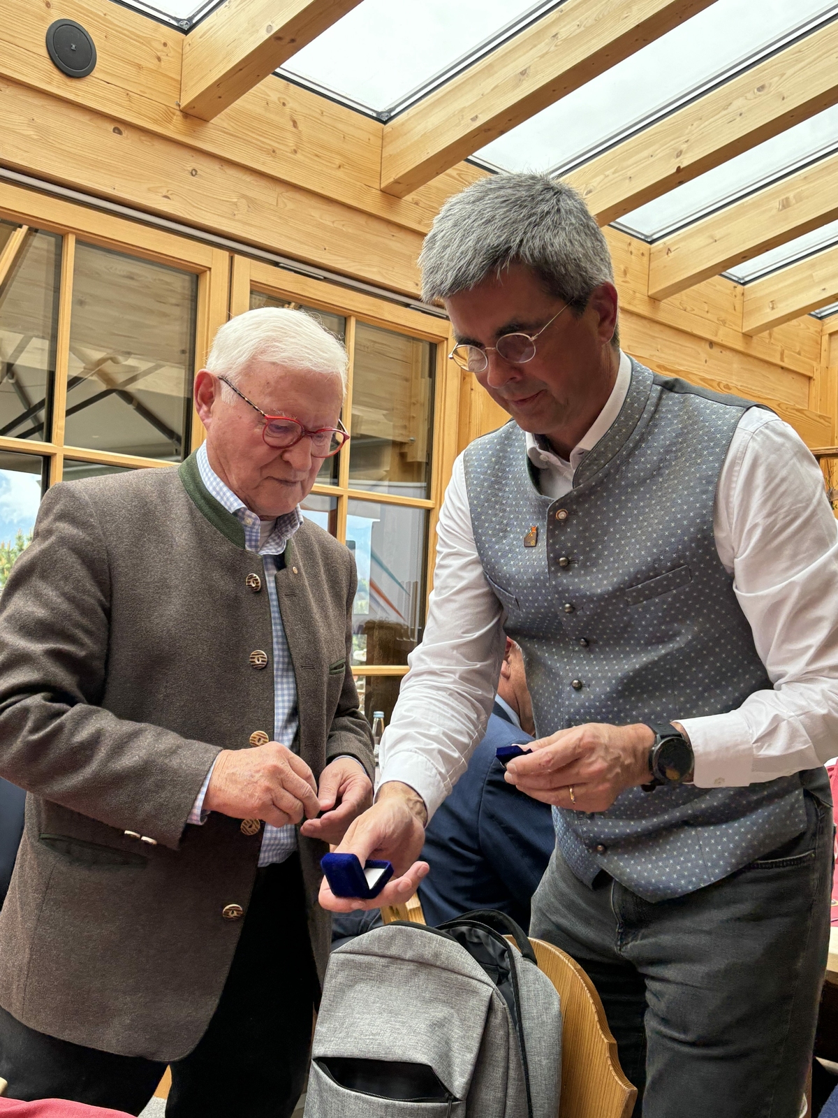 2025, sprandel, ehrung, service above self award