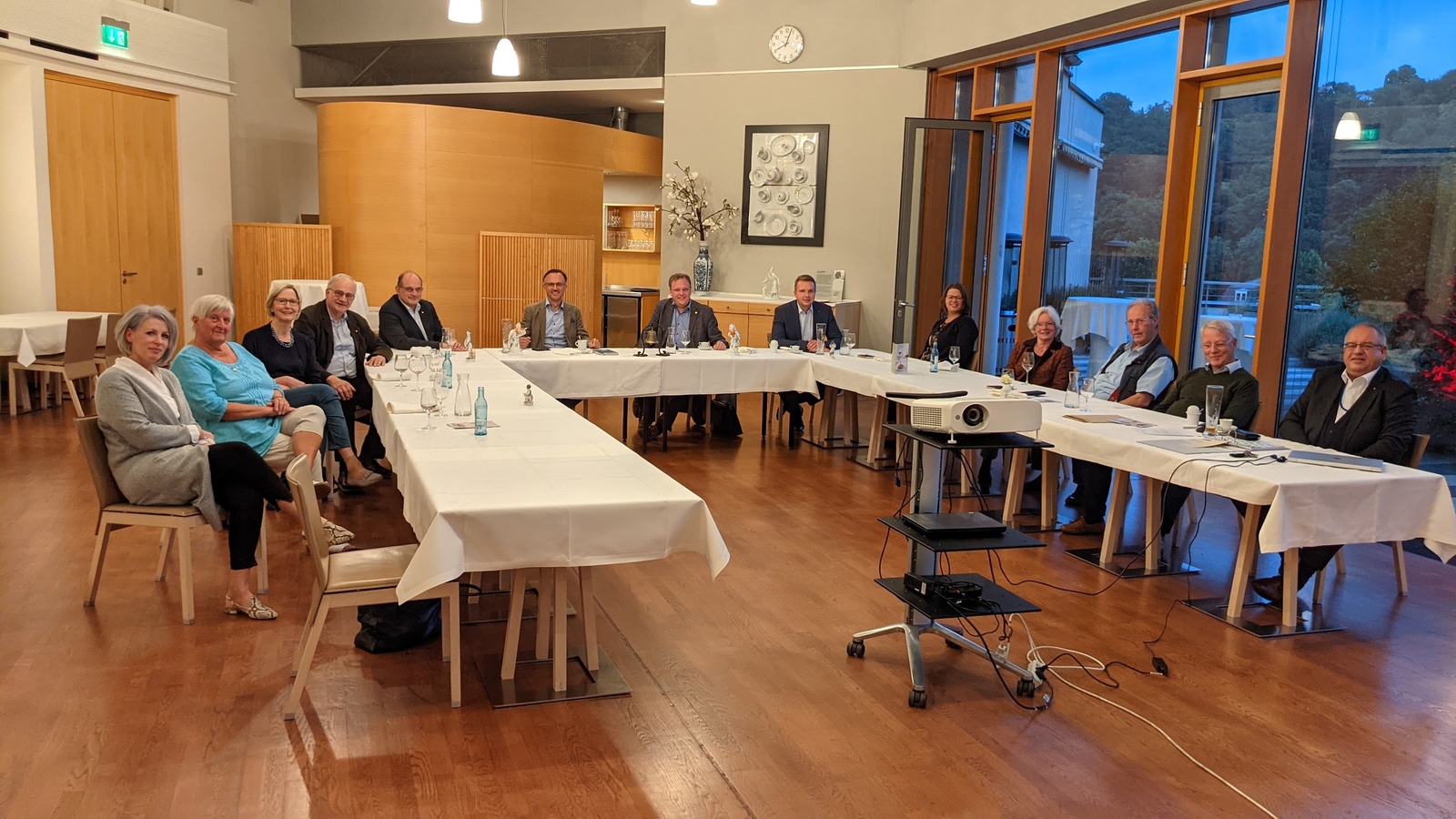 Der RC Meißen trifft sich in der Meissener Porzellanmanufaktur.