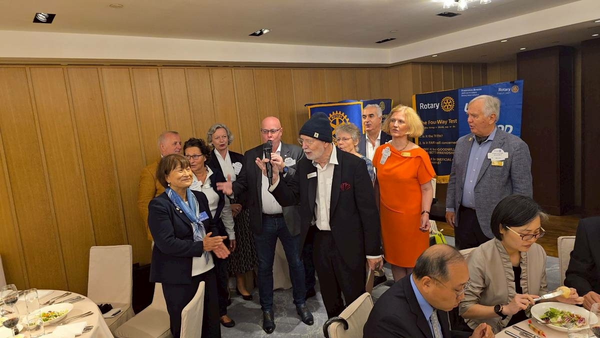 Rotary Taipeh, singen