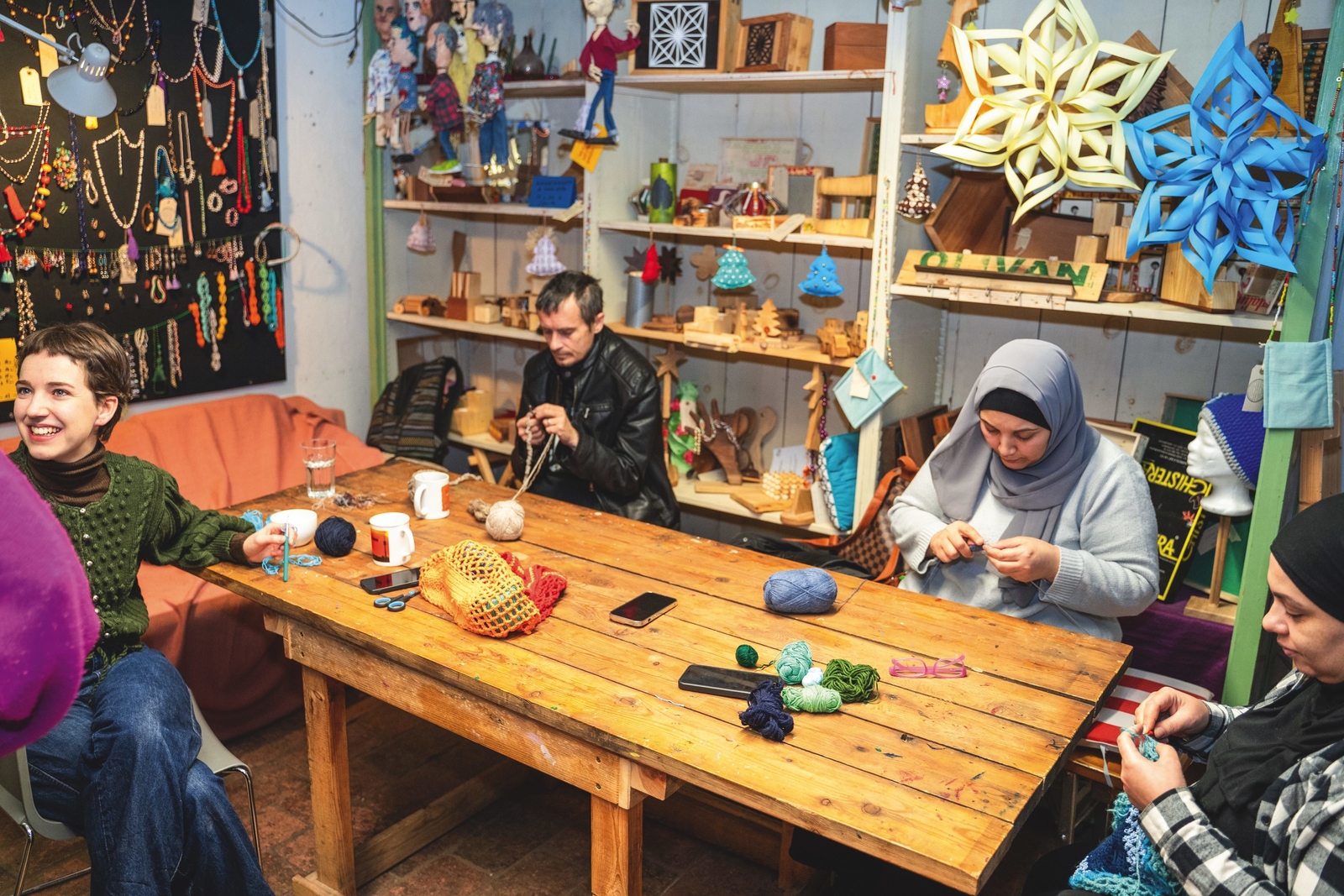 2024, ein neues frauenhaus soll entstehen, d1910, 