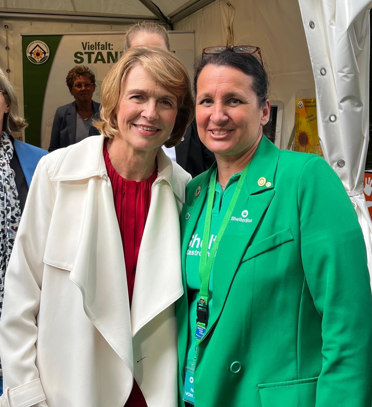 2025, shelterbox, sommerfest, bundespräsident, berlin, elke büdenbender, nathalie von bomhard