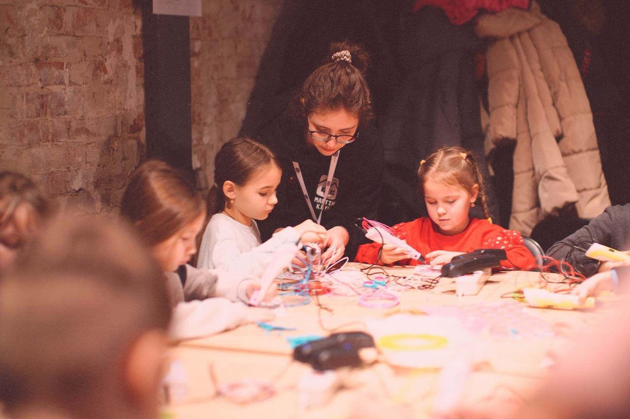 2025, m.art.in club, kiew, ukraine, hilfe, kinder