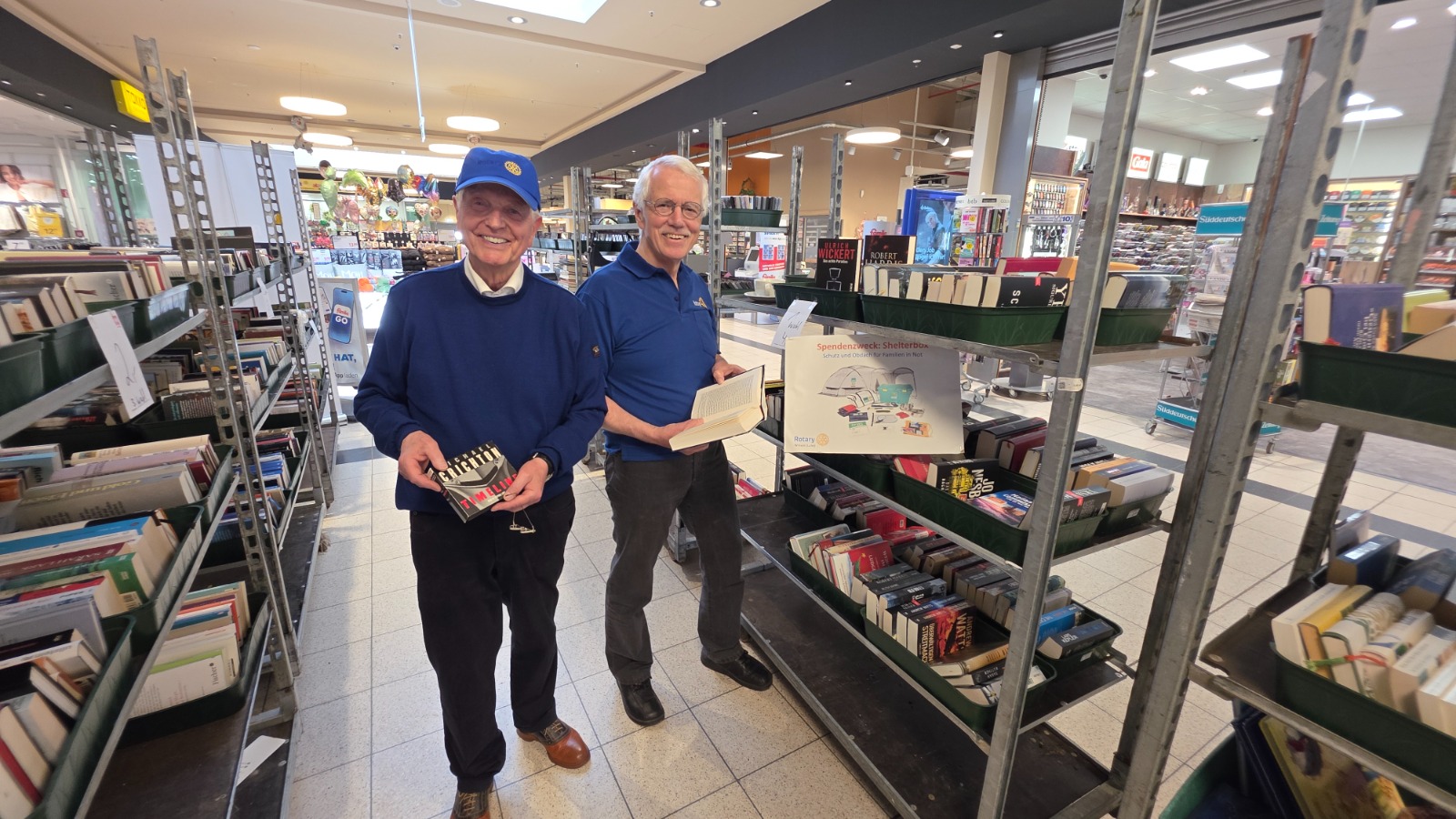 Bücherflohmarkt am 23. Mai 2026 mit den Clubmitgliedern Rainer Östlind und Albert Paulisch