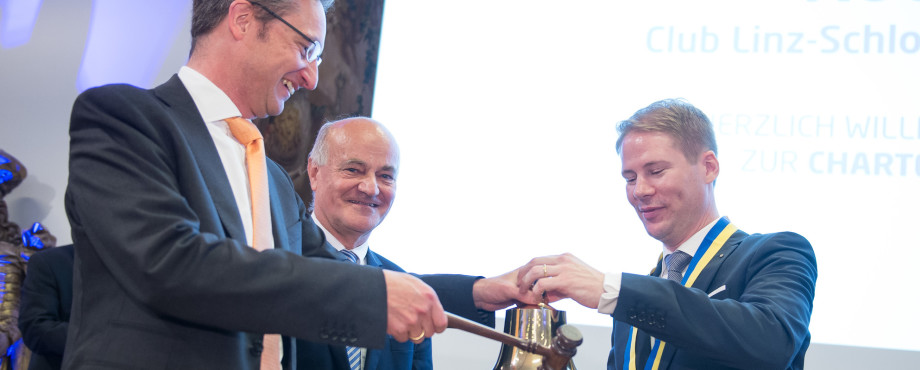 Distrikt 1920 - Neustart für jungen Rotary Club