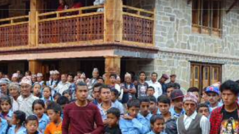 Schülerhilfe in Nepal