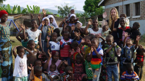 Ein neues Haus für Waisenkinder in Tansania