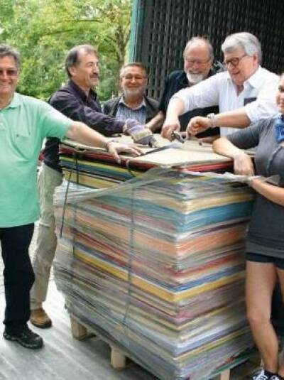 BAD MERGENTHEIM - Kreatives Austoben mit 4000 Kilo Papier