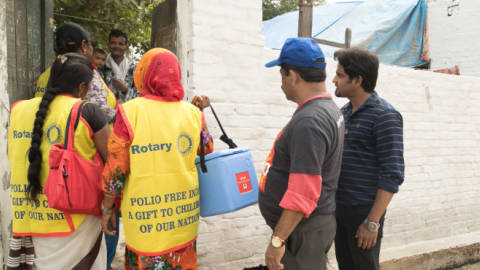 Rotary stellt Polio-Infrastruktur für Covid-19-Bekämpfung bereit
