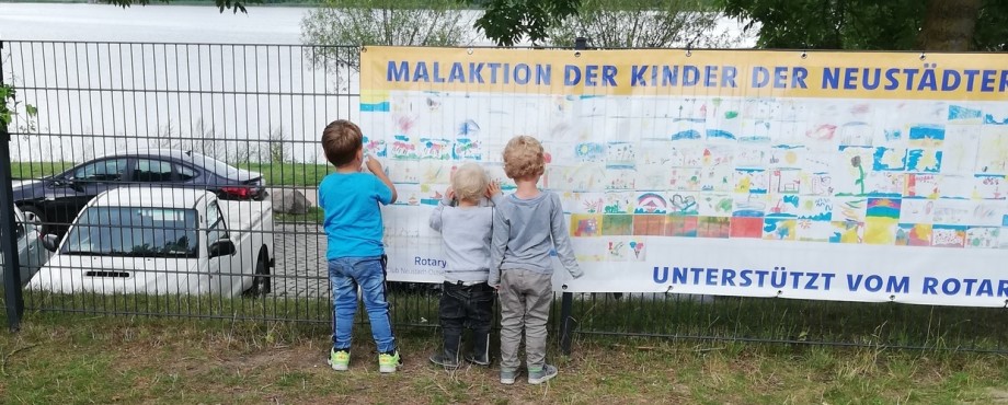 Sommeraktion - Rotary Club spendet an Kindergärten
