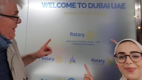 Besuch auf der Expo: Menschen, Länder, Rotary-Majlis...