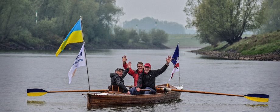 Ukraine-Hilfe - Per Boot von Aurich nach Passau