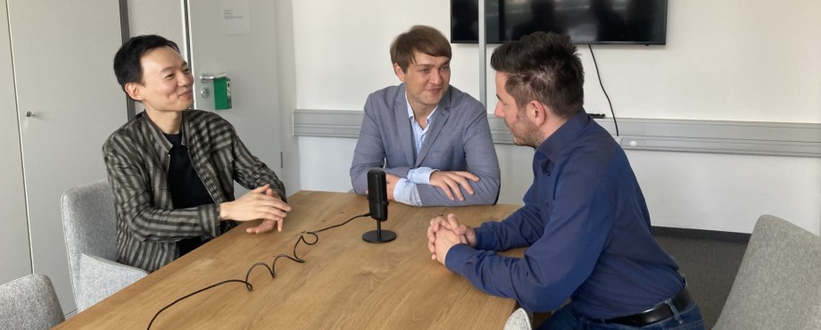 Podcast - Mehr als vier Fragen an Nils Mönkemeyer und William Youn