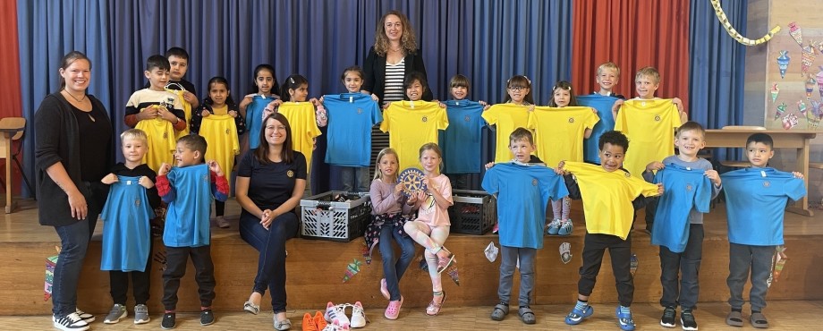 Grundschulen freuen sich über Sportboxen