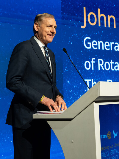 Interview mit RI-Generalsekretär John Hewko - „Wir arbeiten mit unseren Partnern an nachhaltigen Projekten"