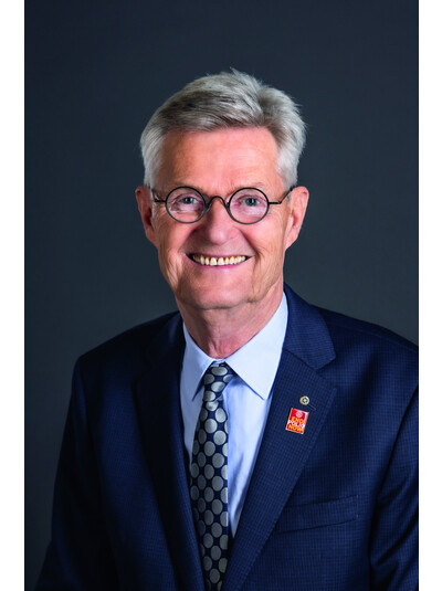Foundation-Botschaft - Aus Freundschaft entstanden