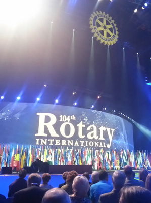 RI Convention 2013 - 22.000 Rotarier bei Eröffnungsfeier