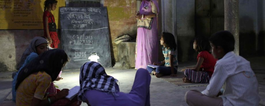 Kindheit in Indien - Tagsüber arbeiten, nachts lernen