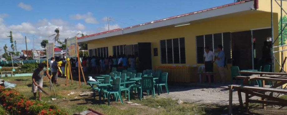 Katastrophenhilfe Philippinen - Ein Schule für Tanauan