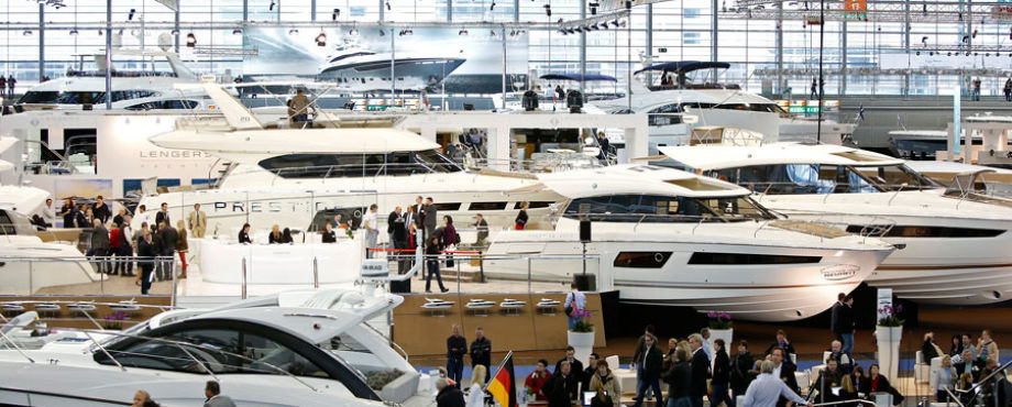 Düsseldorf - Messetisch auf der boot