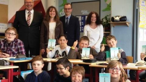 Rotarier unterstützen die Leseförderung in 16 Grundschulen