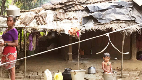 Toiletten in Indiens Dörfern und Schulen