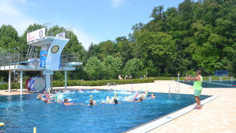 5. Rotarisches Schwimmbadfest in Herbolzheim