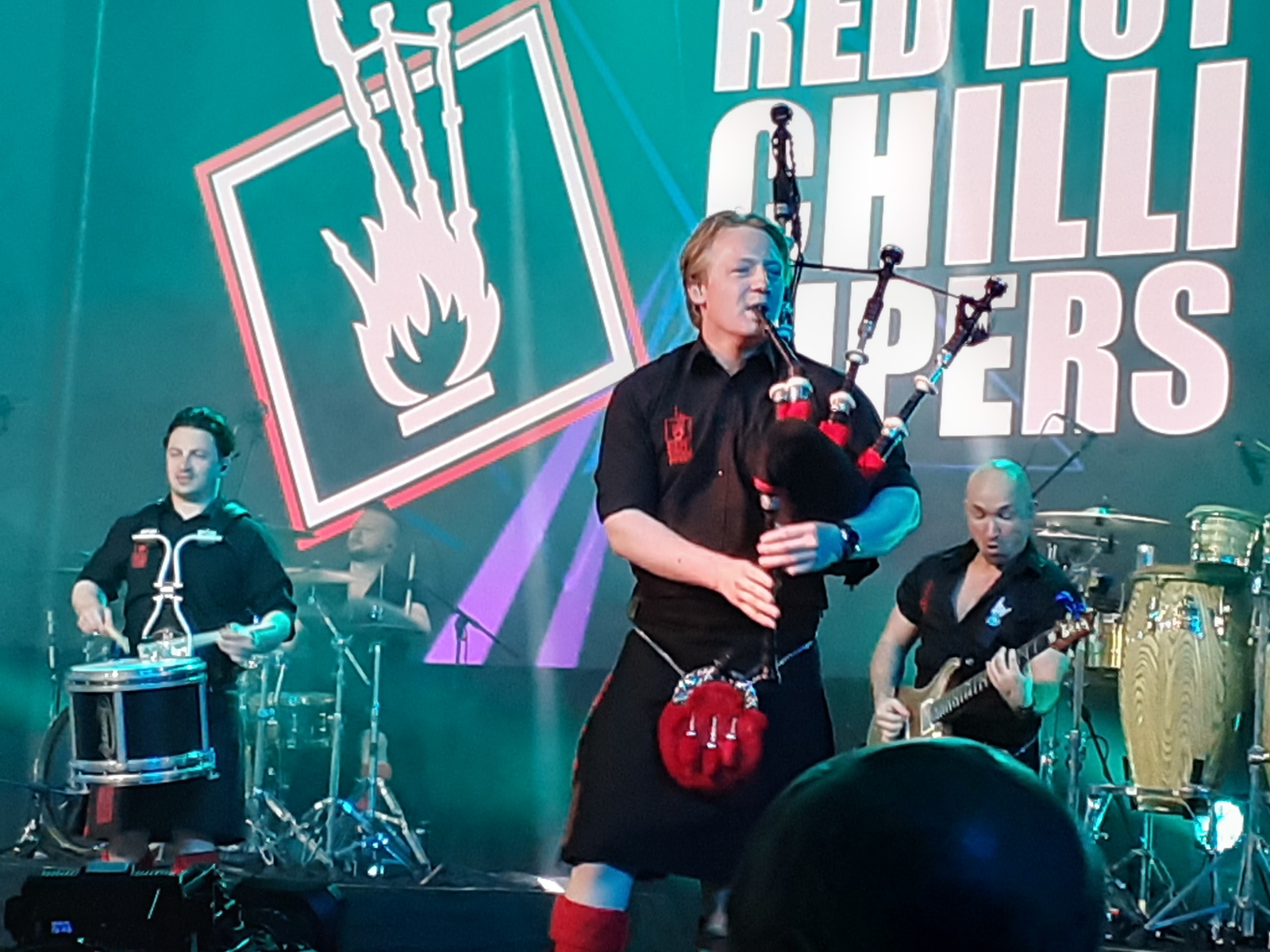 2024,  convention singapur, red hot chili pipers